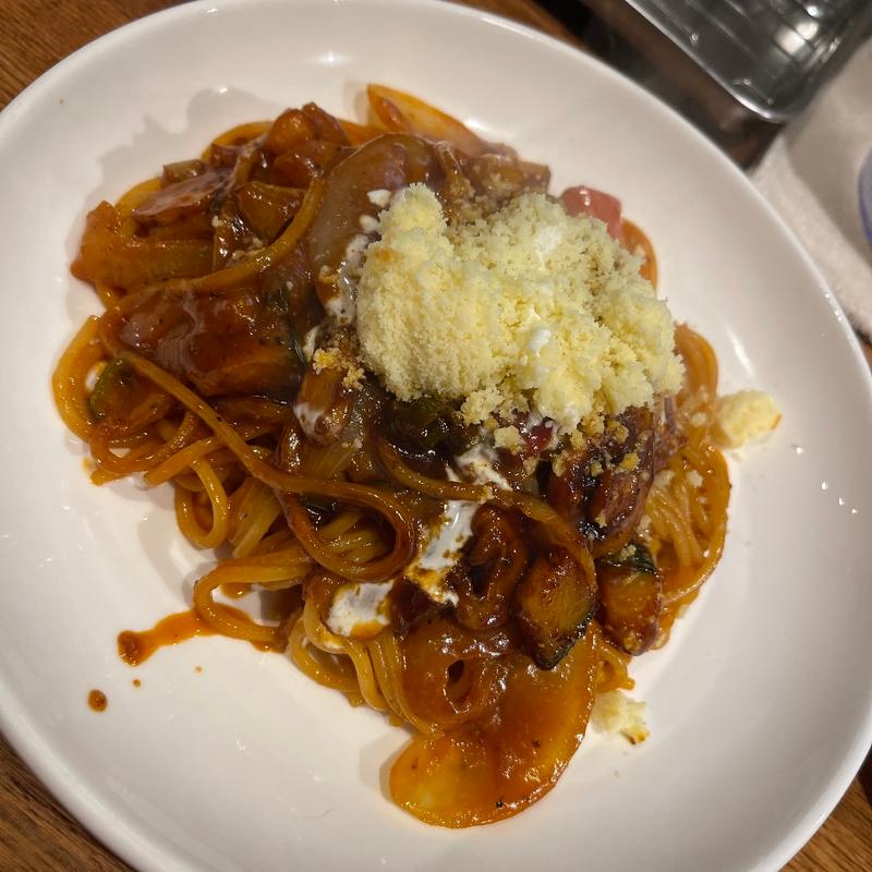 長なすとベーコンのトマトソース(スパゲティ•イタリアン)