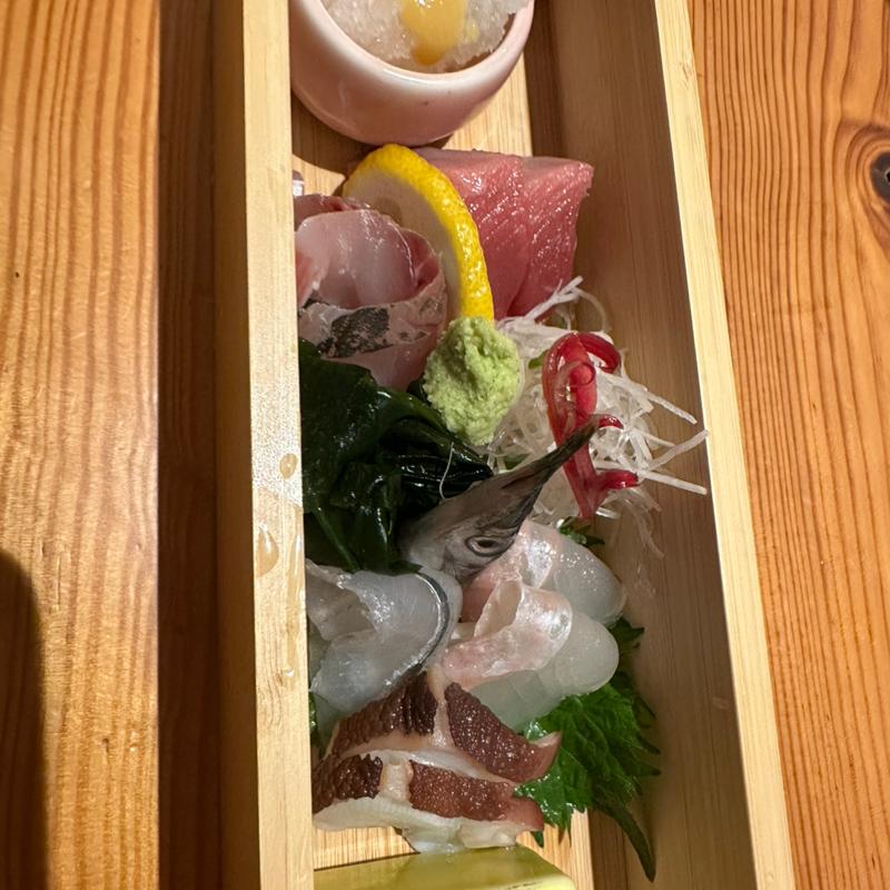 刺身盛り合わせ(照栄 )