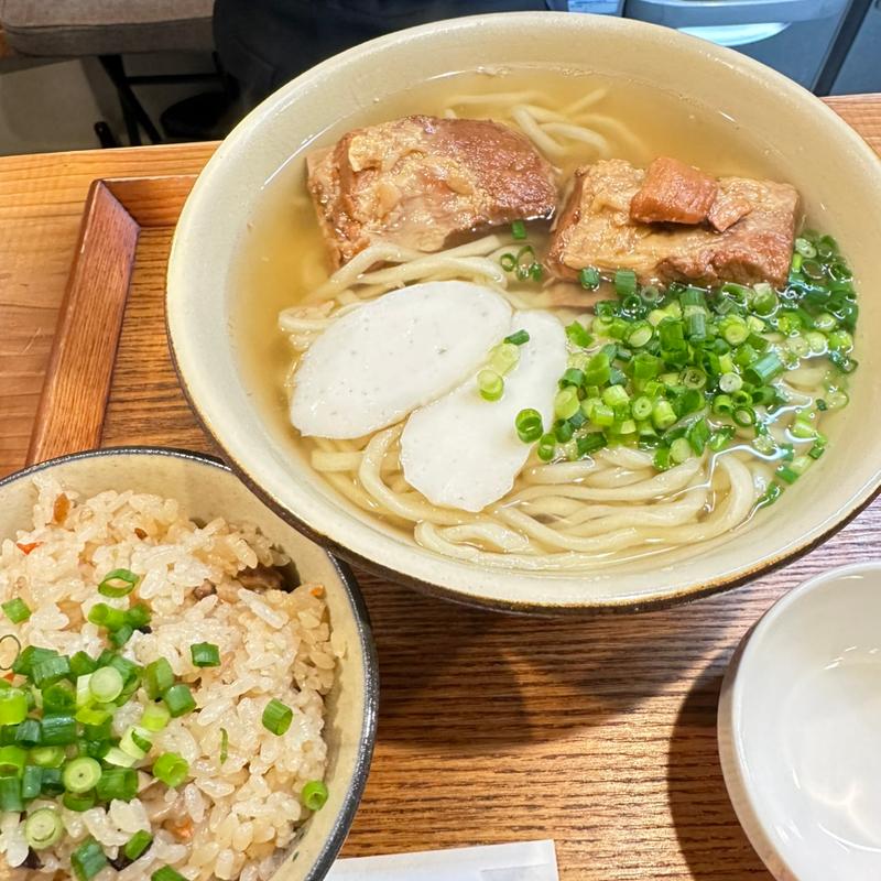 ソーキそば(安里屋すば (旧 すば処 月桃 安里店))