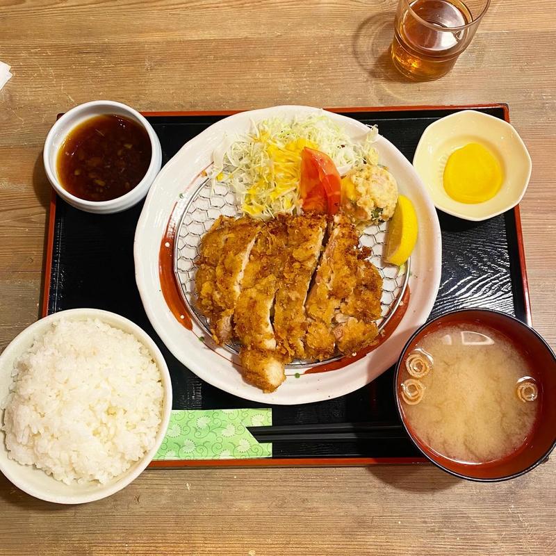 おろしポン酢チキンカツ定食(鳥良商店 有楽町日比谷店)