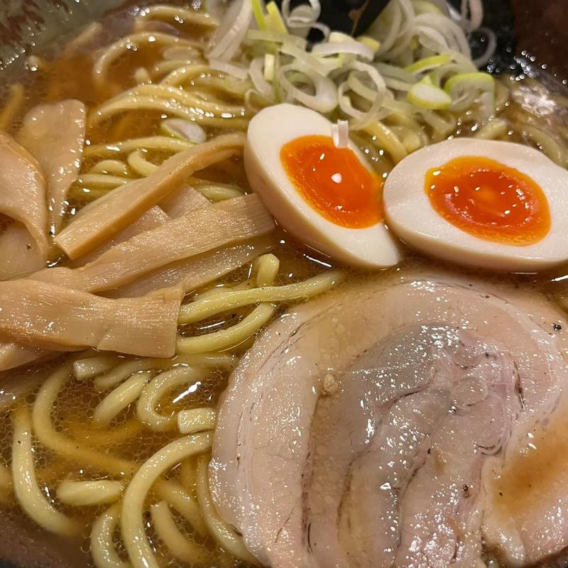 醤油ラーメン 大盛り(つけ麺屋 やすべえ 西池袋店)