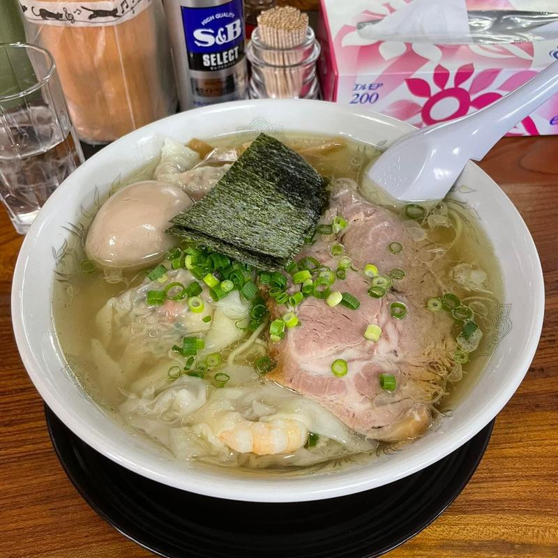 塩雲呑麺 煮卵(伊達屋)