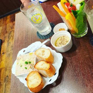 (立ち飲み食堂 ウルトラスズキ)