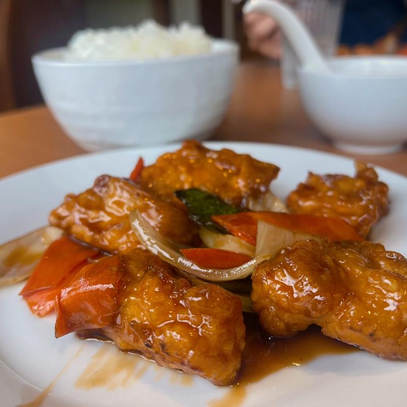 黒酢の酢豚定食(チャイナムーン)