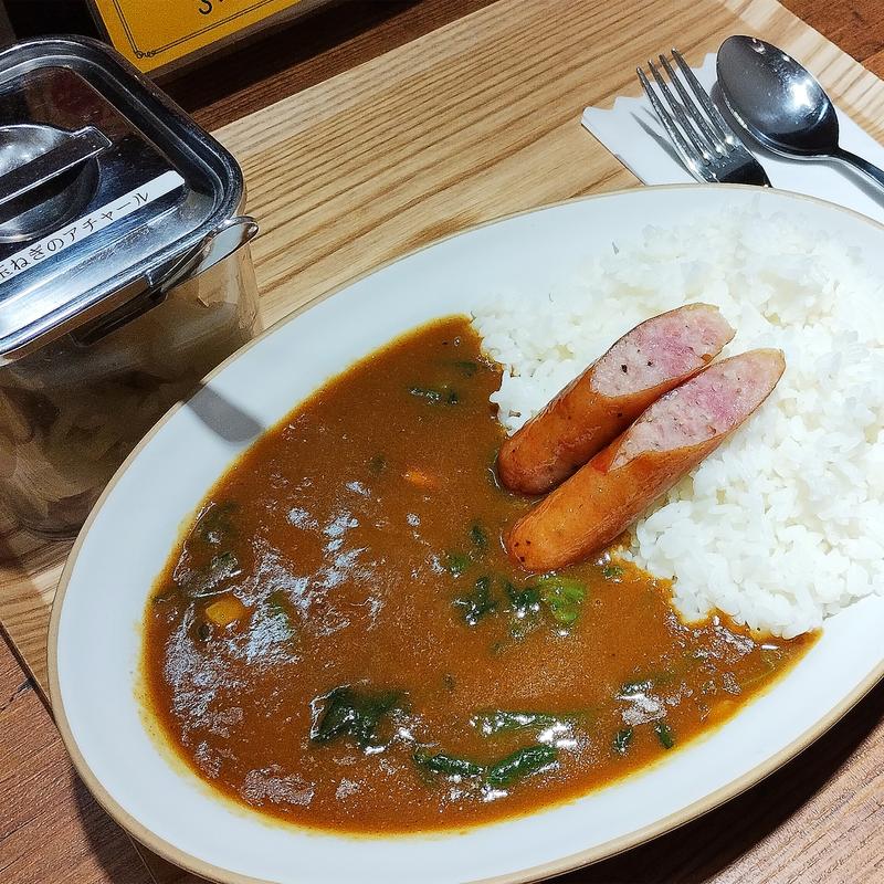 糸島雷山豚ソーセージとほうれん草カレー(かわはらすぱいす食堂)