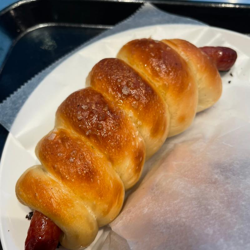 ソーセージロール(DEAN & DELUCA 新宿)