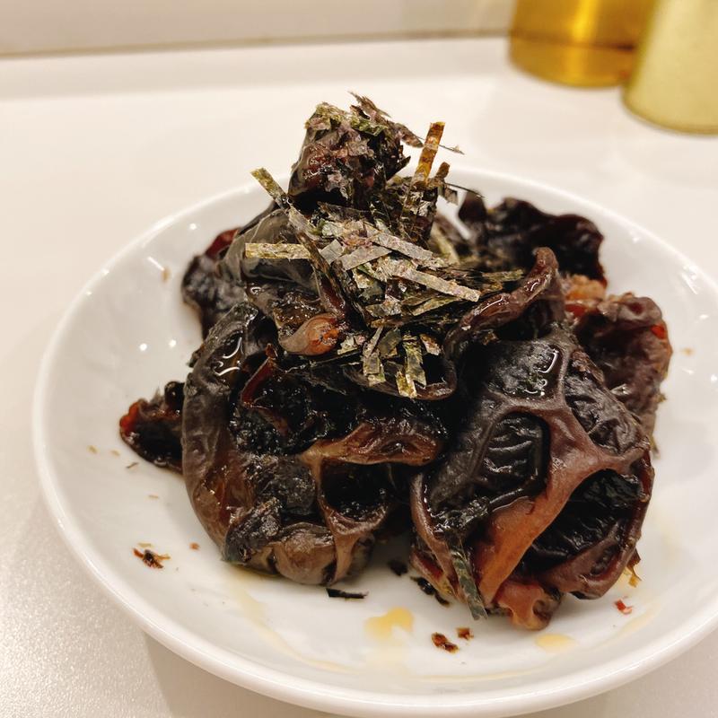 有明海苔とキクラゲの胡麻油和え(餃子のラスベガス 北千住店)