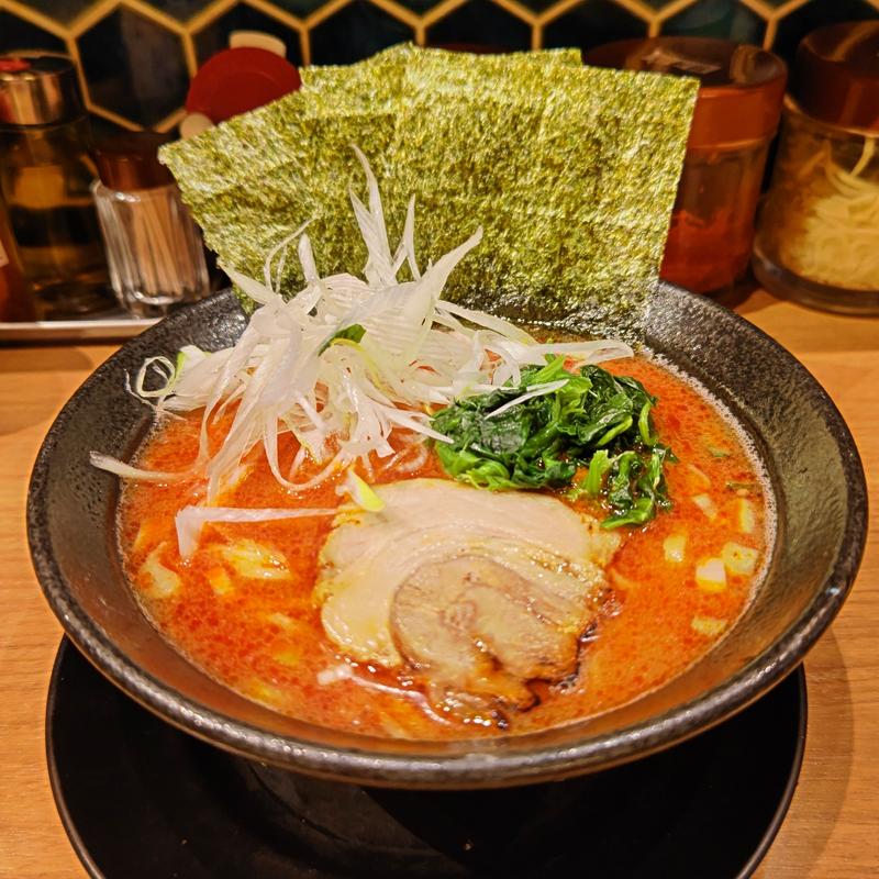 辛味噌豚骨ラーメン(横浜家系ラーメン 石川家 )