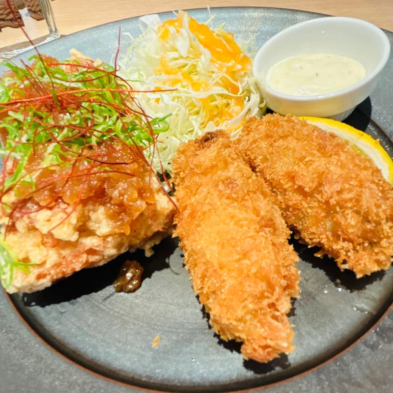 鬼おろしポン酢の鶏唐＆牡蠣フライコンボ(エビスバー リンクス梅田店)