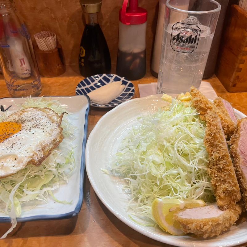 ヒレカツ定食＋目玉焼き(とん金)