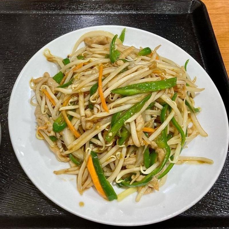 青椒肉絲焼きそば(中華料理 嘉宴 大森町店)