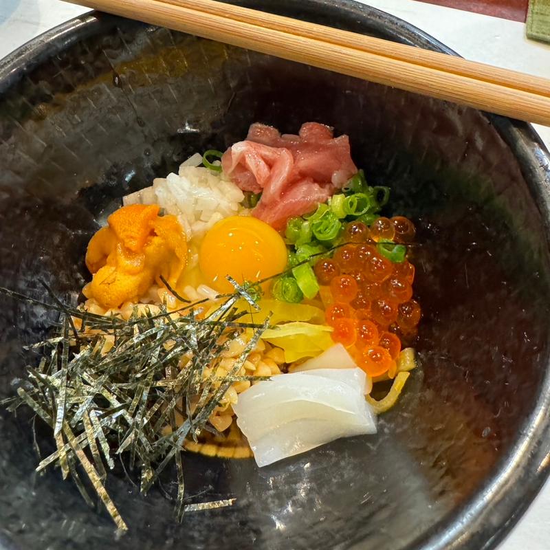 海鮮丼(サロックながた)