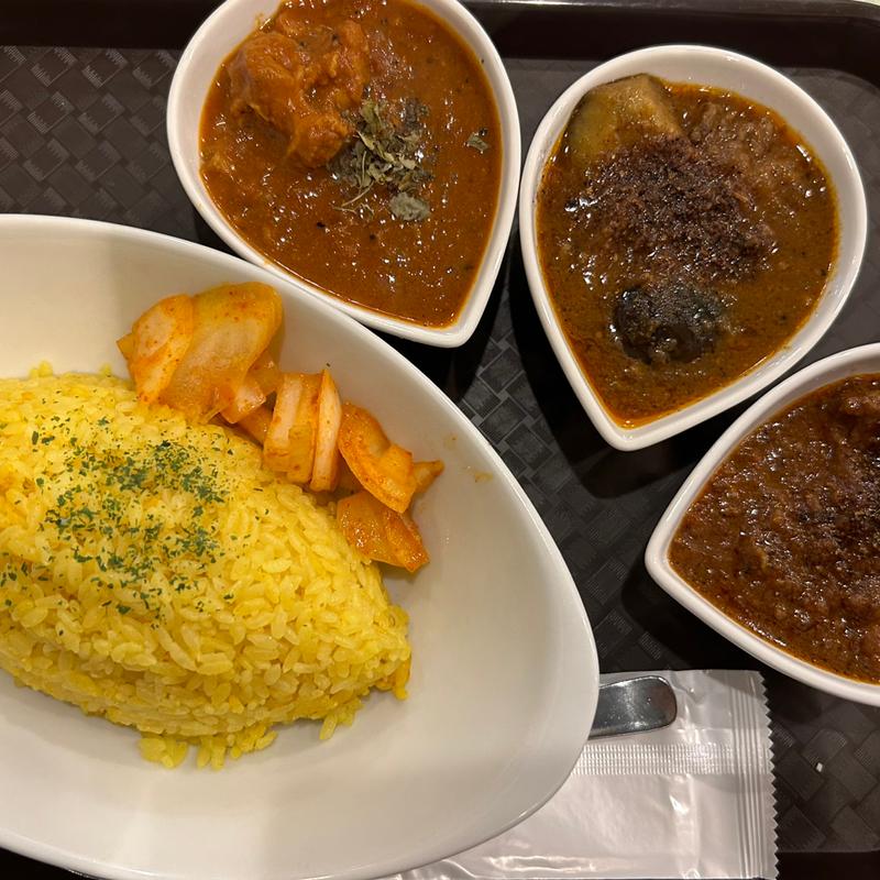 トリプル(カレースタンドPLUCK)