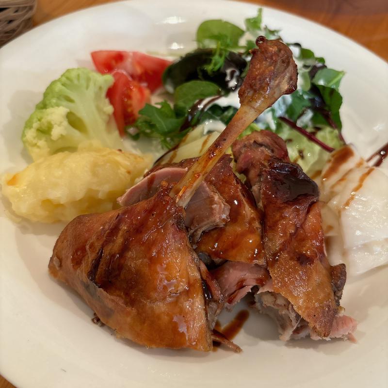 鴨のコンフィ(ブラッスリー ムギ)