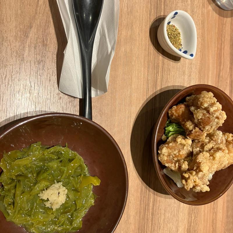 めかぶ小鉢&ミニ香味唐揚げ(大戸屋ごはん処 クロスモール豊川店)