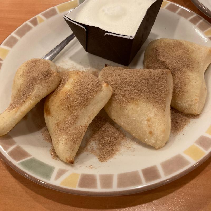 ジェラート&シナモンプチフォッカ(サイゼリヤ 京急久里浜駅前店)