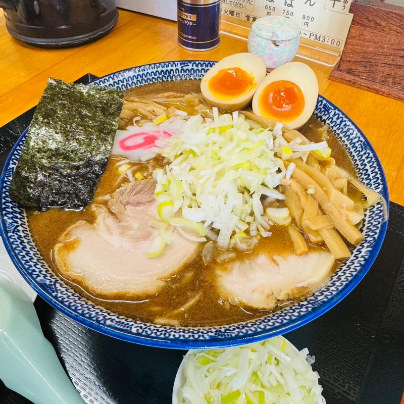 魚介チャーシュー中華そば＋大盛＋味玉＋メンマ(中華そば 香十)