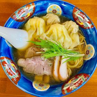特製ワンタン麺ハーフ(肉・エビ各2)(支那そば幸雲)