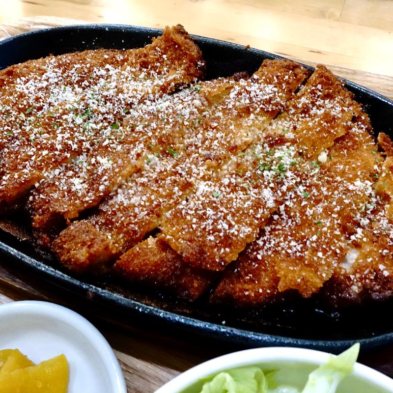 鉄板カツレツセット(カフェテリアCOSO)