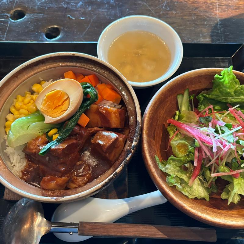 今日の日替わりランチ(黒猫夜 赤坂店)