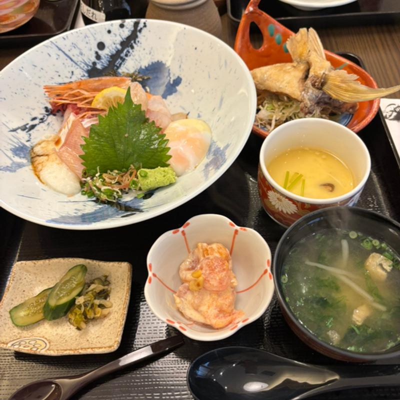 海鮮丼(さかな家そう馬 柳川店)