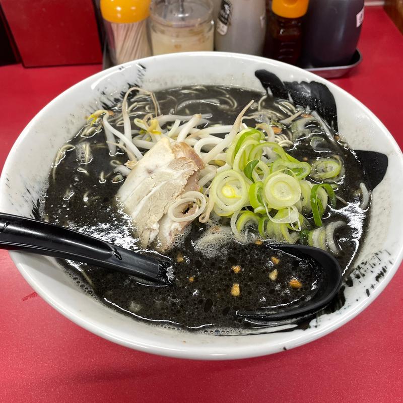 黒ラーメン(鹿児島ラーメン 大黒)