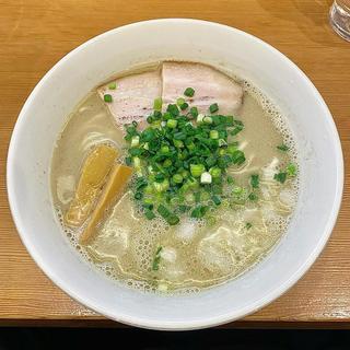 煮干し白湯そば(らーめん工房 麺作)