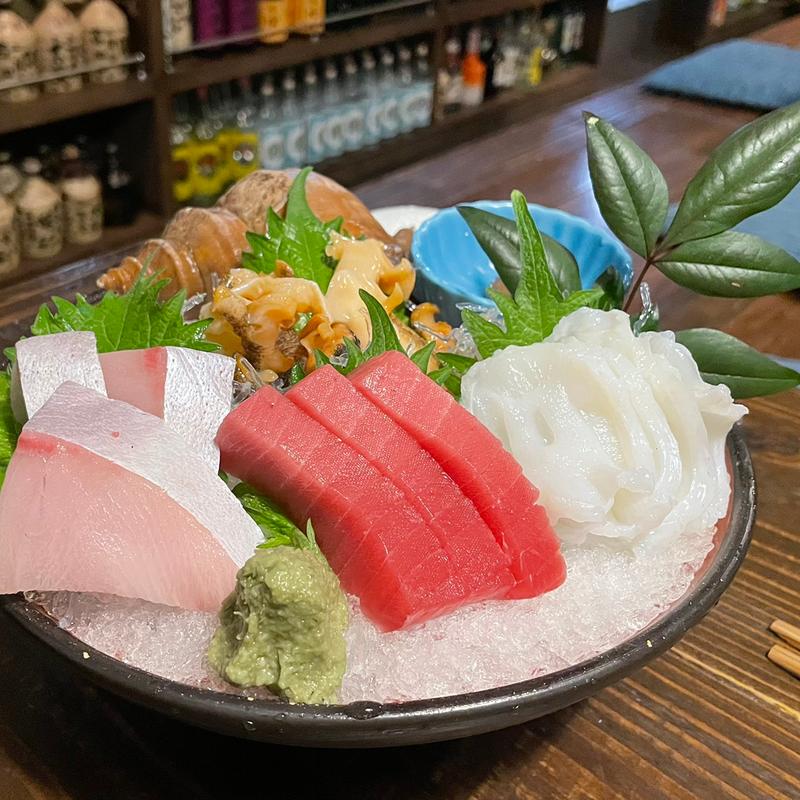 刺身盛り合わせ(花子家田舎っぺ料理 )