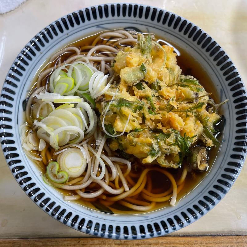イカねぎ天そば(相州そば本店・工場)
