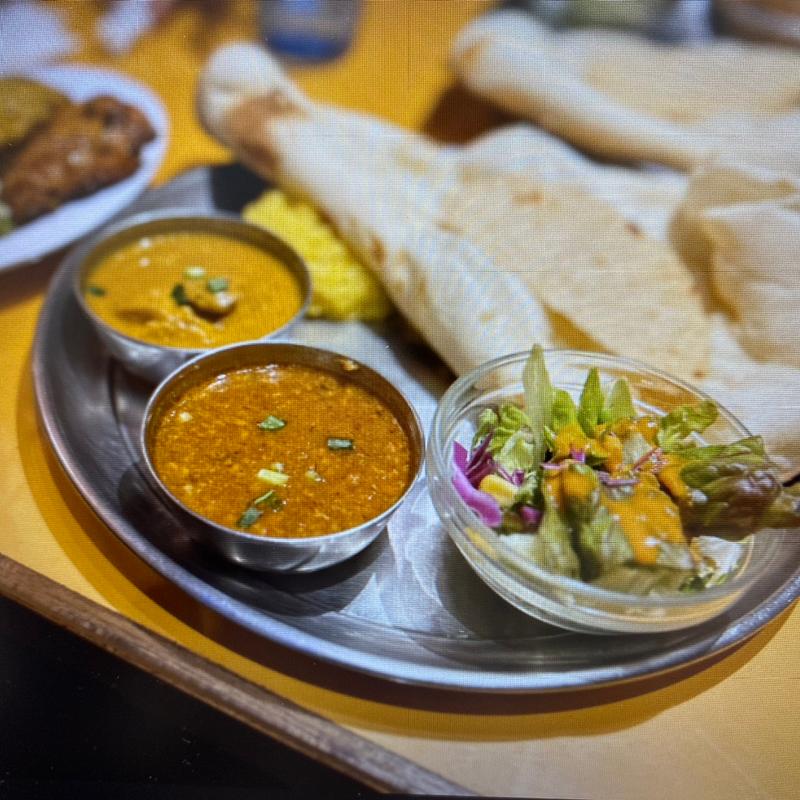 BBQ&ダブルカレーセット(インド料理ムンバイ九段店)