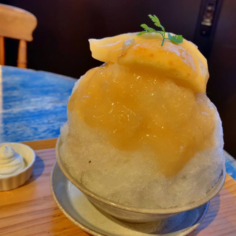 洋梨かき氷(ヤマト屋)