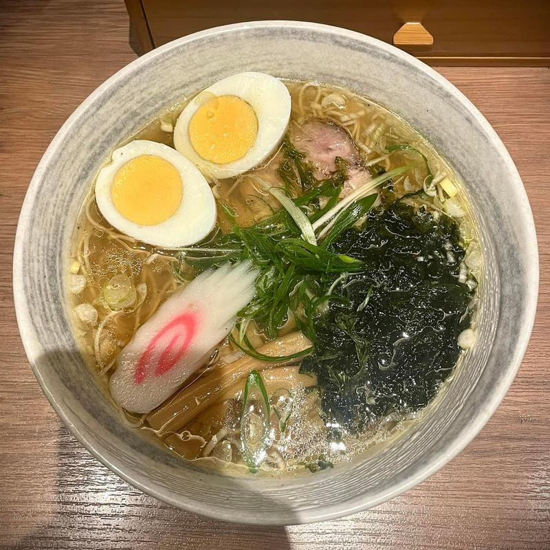 塩そば 玉子(一文無)