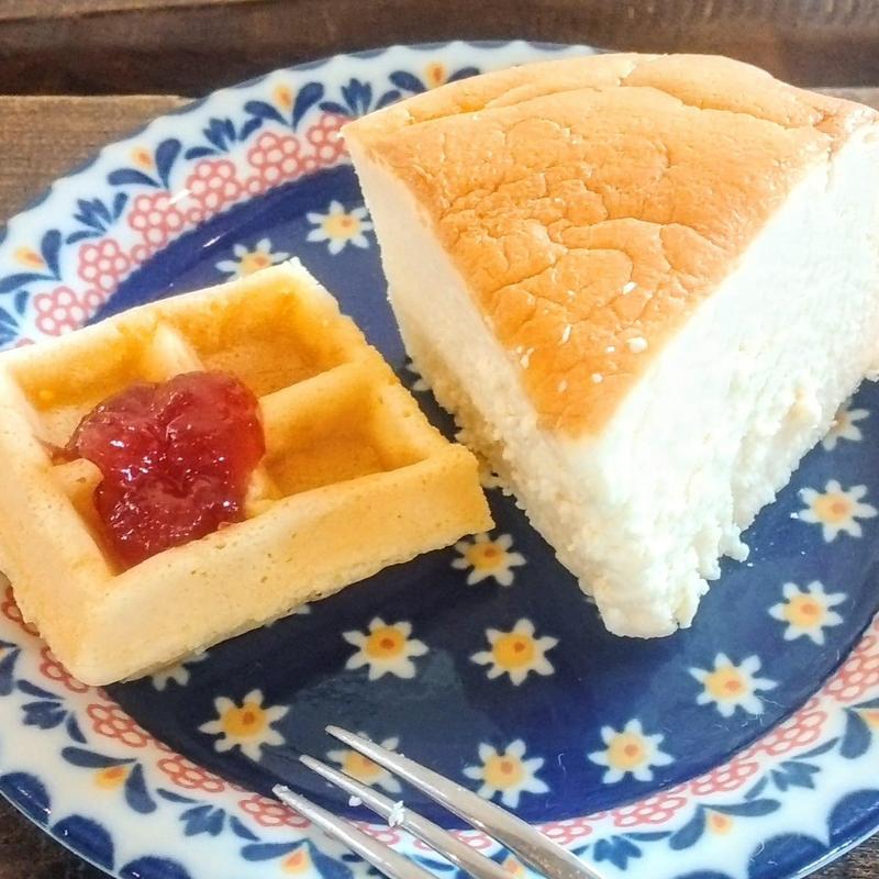 チーズスフレ(町のカフェ森の実)