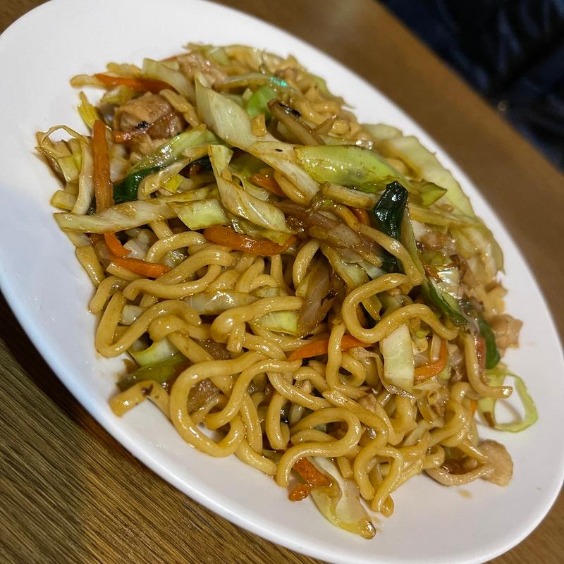 焼きソバ(餃子専科Lee 新宿本店 （ギョウザセンカリー）)