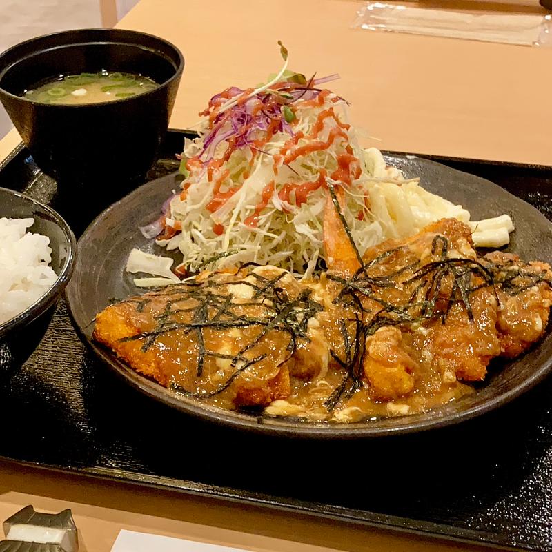 いわしろ名物三角物語定食(姫路いわしろ 堺筋本町店)