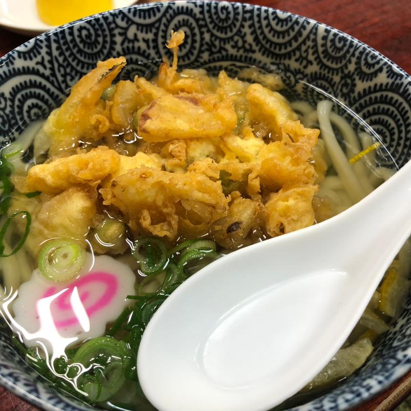 かき揚げうどん(大衆割烹 藤八 （たいしゅうかっぽうとうはち）)
