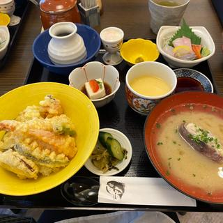 天丼と魚の荒汁定食(さかな家そう馬 柳川店)