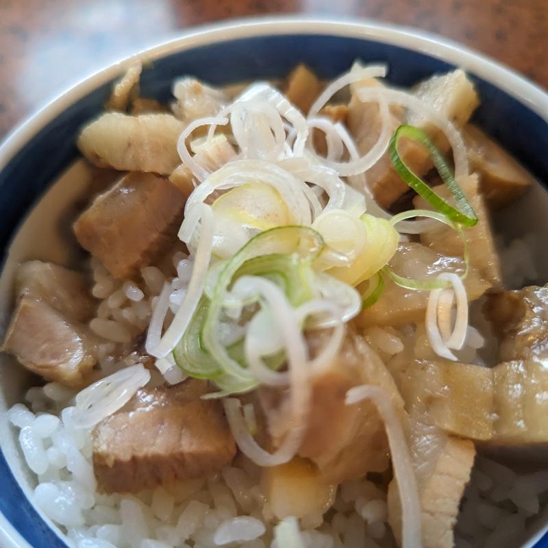 ちゃーしゅーどん(らーめん つばめ )