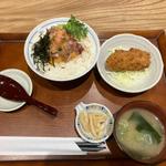 海鮮ネギトロ丼(神保町 魚金)