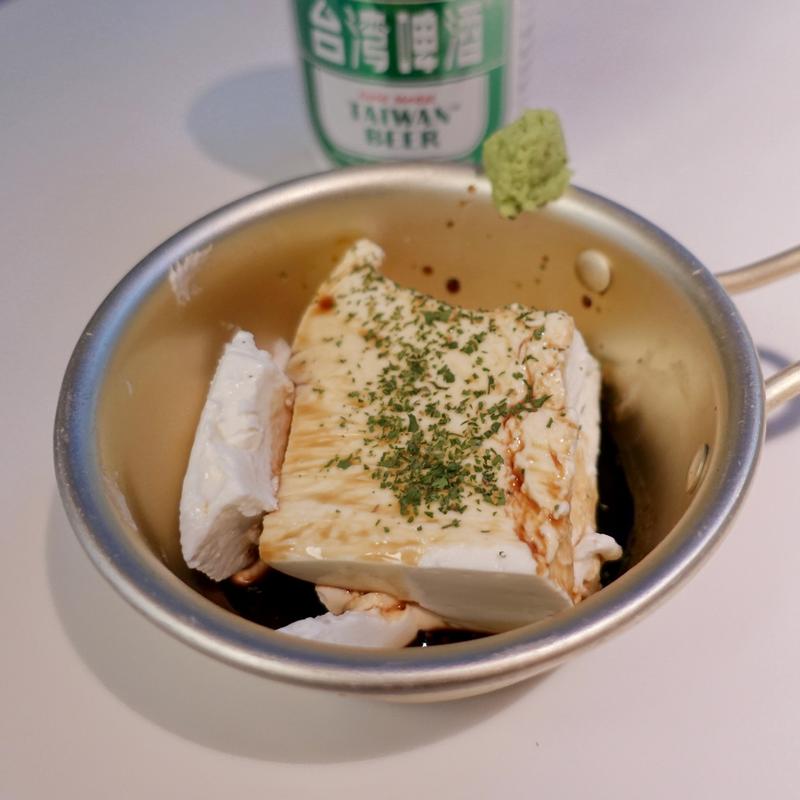 嶺岡豆腐(立喰酒場 金獅子 東京ミッドタウン八重洲店)