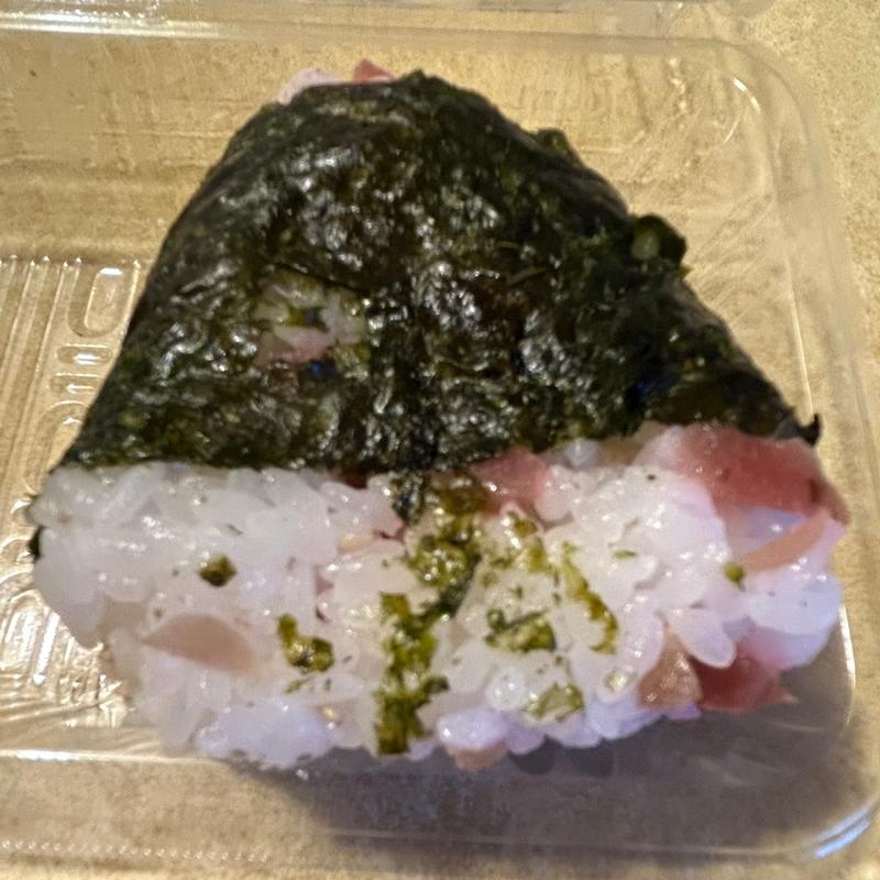 おにぎり（かりかり梅）(やまがた屋 )