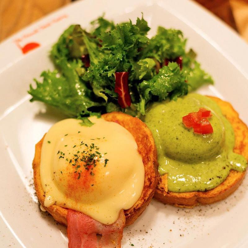エッグ ベネディクト(The French Toast Factory ヨドバシAkiba店)