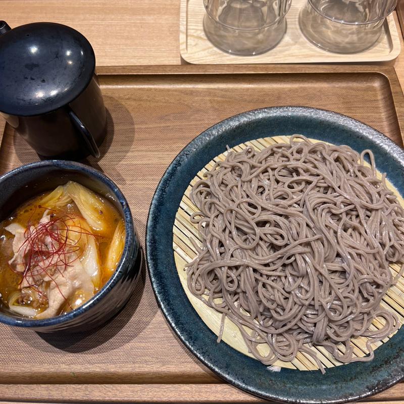 辛旨 豚辛汁 蕎麦大盛り(肉蕎麦トムラウシ田町)