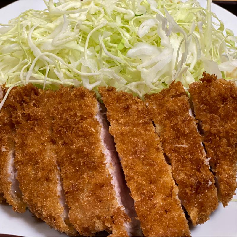 大ロースカツ定食(三好弥)