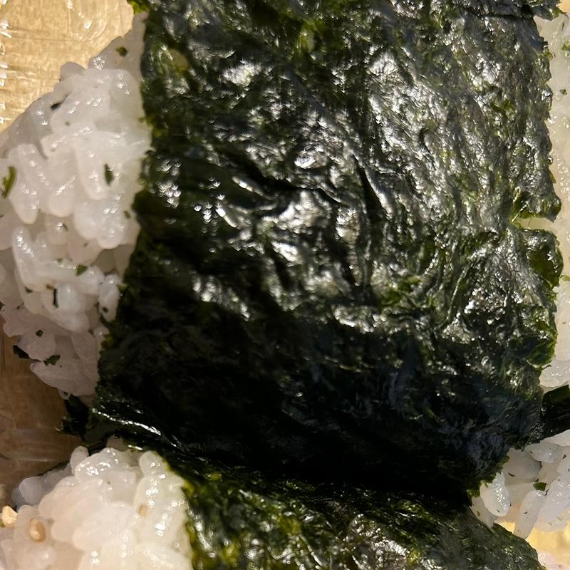 おにぎり（わかめ）(やまがた屋 )