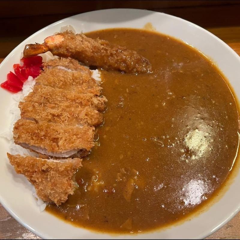 カツカレー エビフライ1尾(モジャカレー 新大阪本店)