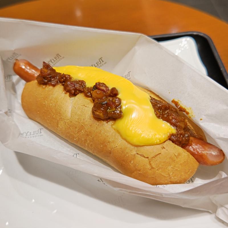 ボールパークドッグ チリコンカンチーズメルト(タリーズコーヒー &TEA 横浜元町店)