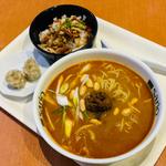 タンタン麺とミニ叉焼飯（貝柱焼売付き）