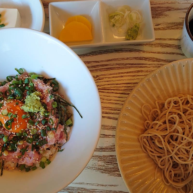 ネギトロ丼とおそば(しながわ食堂 )