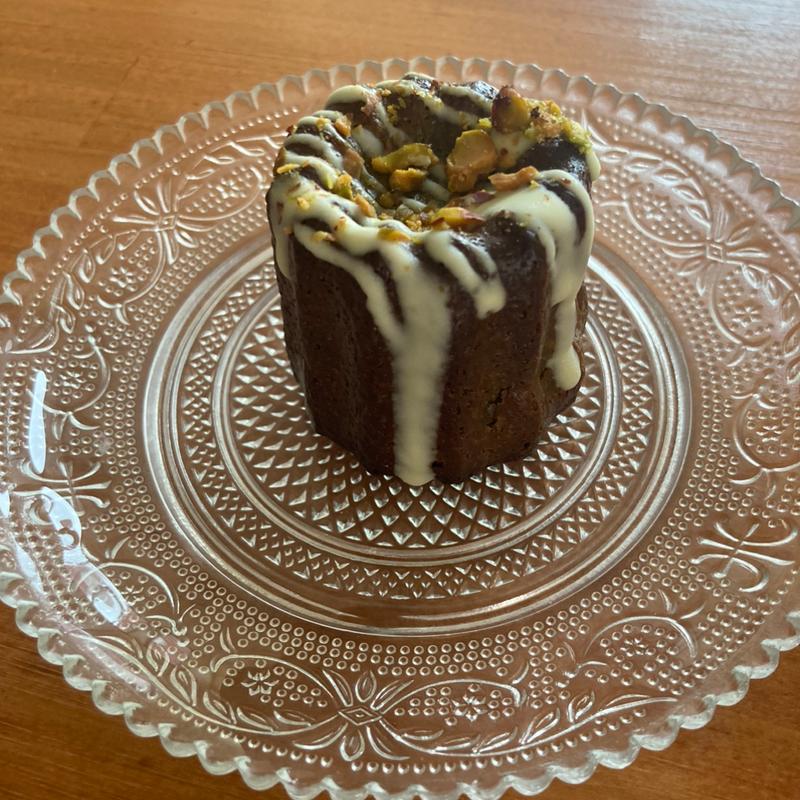 ピスタチオカヌレ(SHARETORAN？FUKUOKA -洒落と卵-)